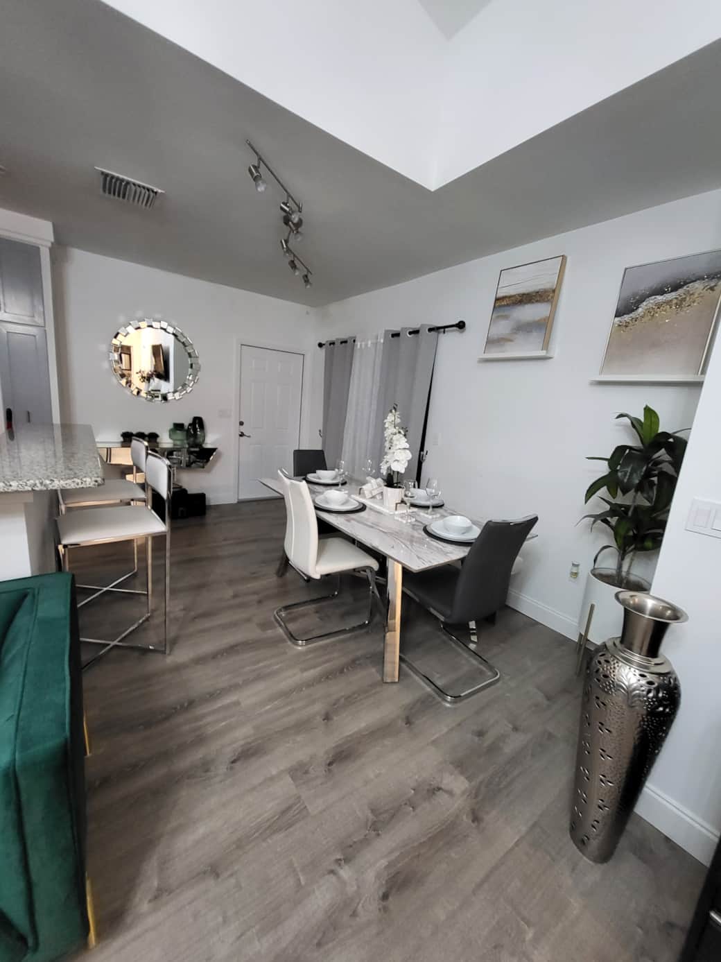 Breakfast bar and elegant dining space for memorable meals. Lakeland, FL Breakfast bar and elegant dining space for memorable meals. Lakeland, FL