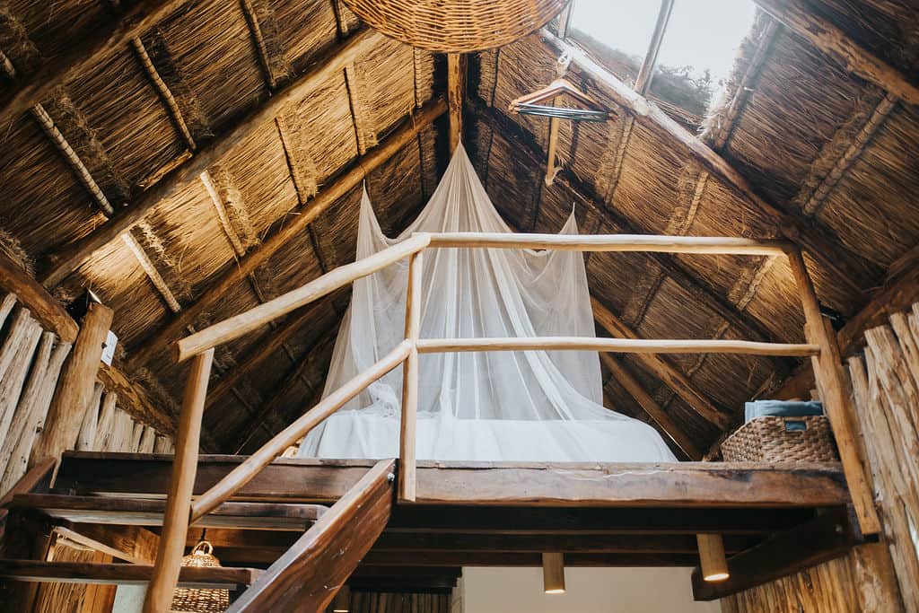 Mahayana Treehouse sleeping loft w/queen bed