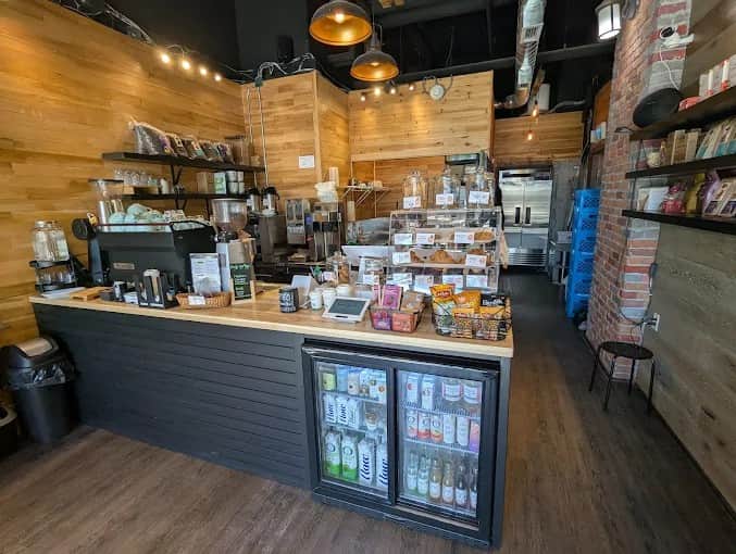 Birds & Beans Café in Etobicoke