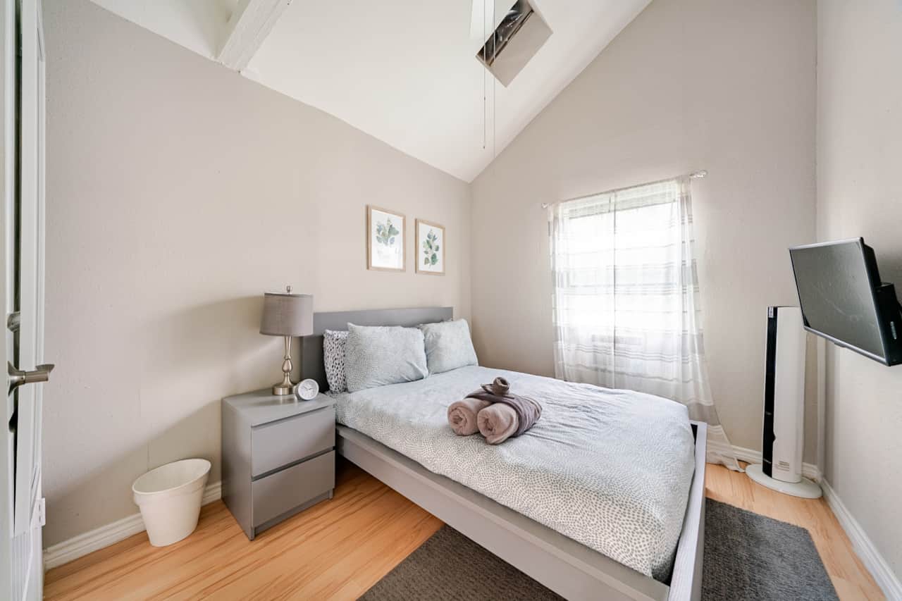 Room 1 Full