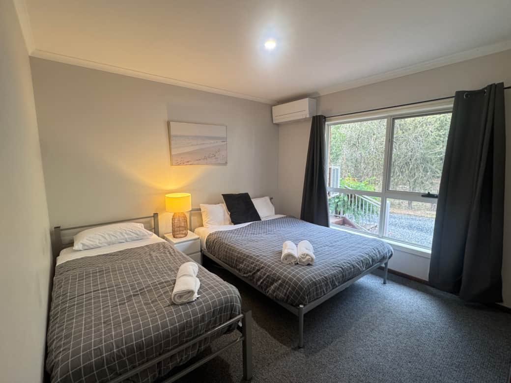 Kookaburra Retreat Bedroom 1 air con
