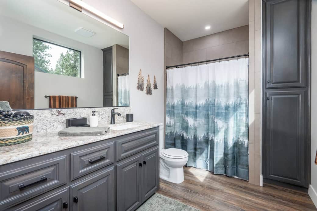 Upstairs bathroom