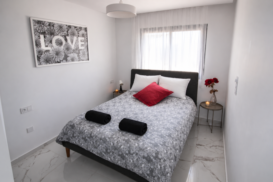 Enhanced parental room