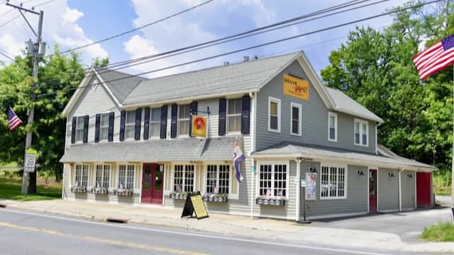 Catskills on Main - Vacation Rentals in Tannersville
