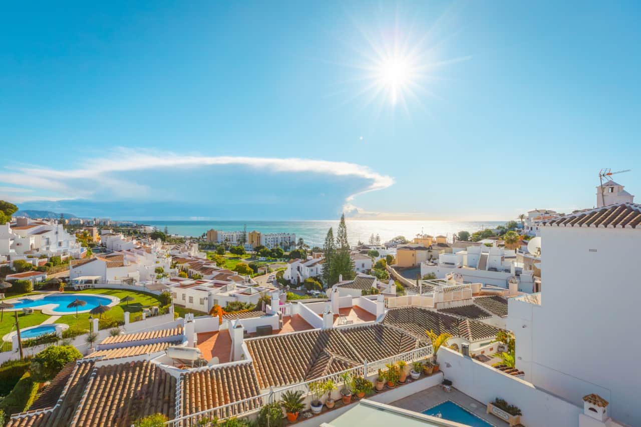 Impresionantes vistas panorámicas de Nerja y el mar Mediterráneo.