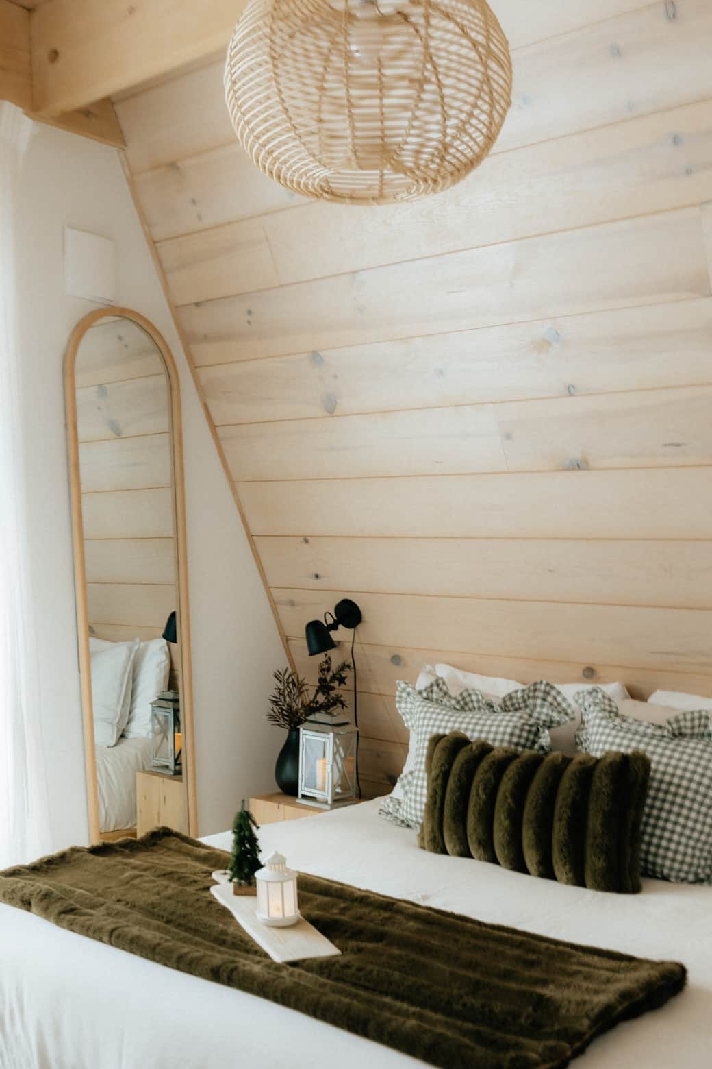 Master bedroom on main floor—soft light, Scandi calm. Photo credit: @dorothea.heeger Master bedroom on main floor—soft light, Scandi calm. Photo credit: @dorothea.heeger