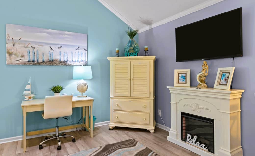 Desk Hutch And Fireplace