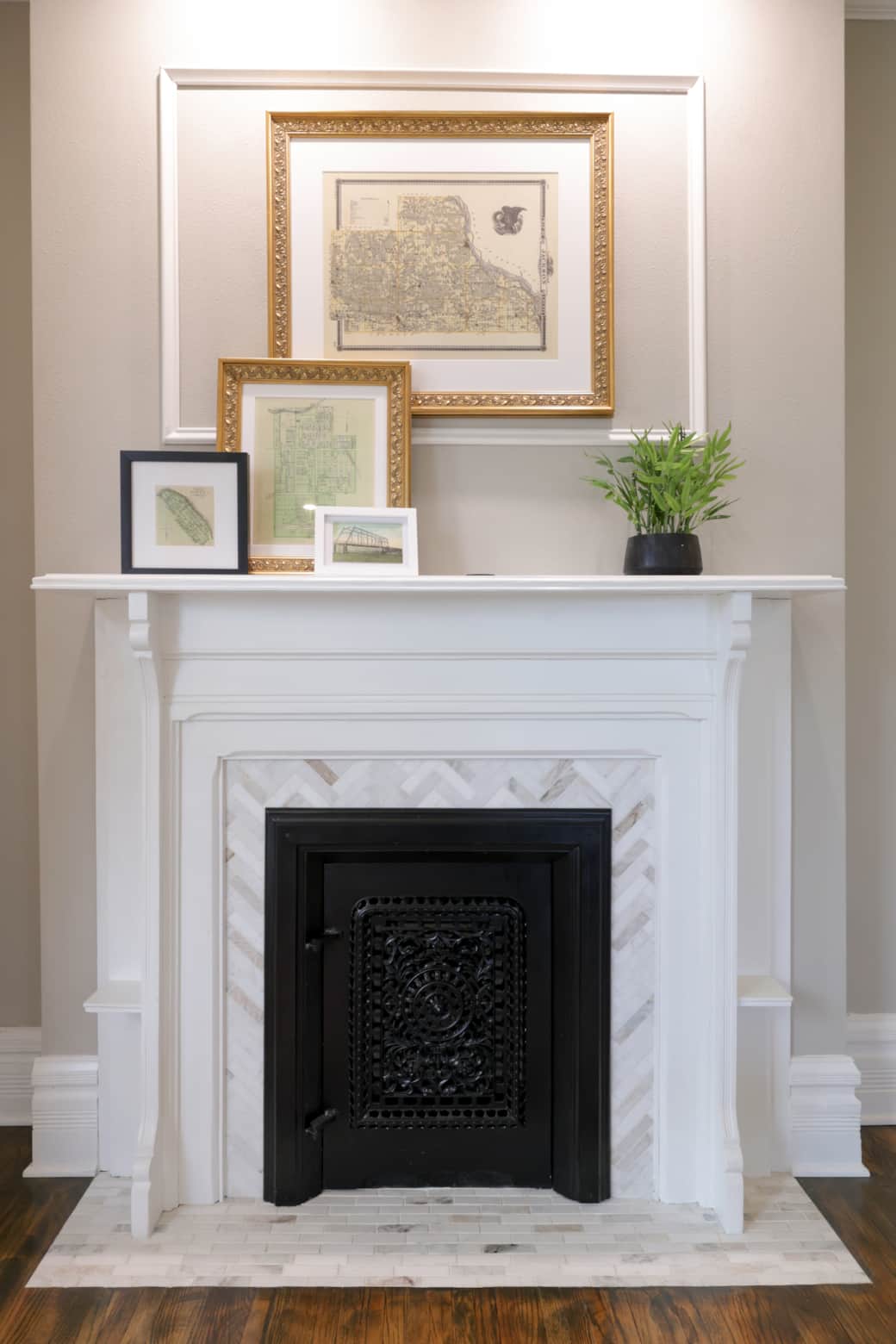 Front parlor Fireplace