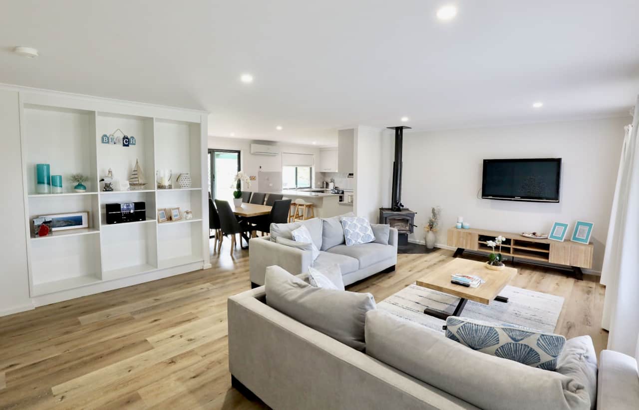 Robe Accommodation Fairway Views Sleeps 10