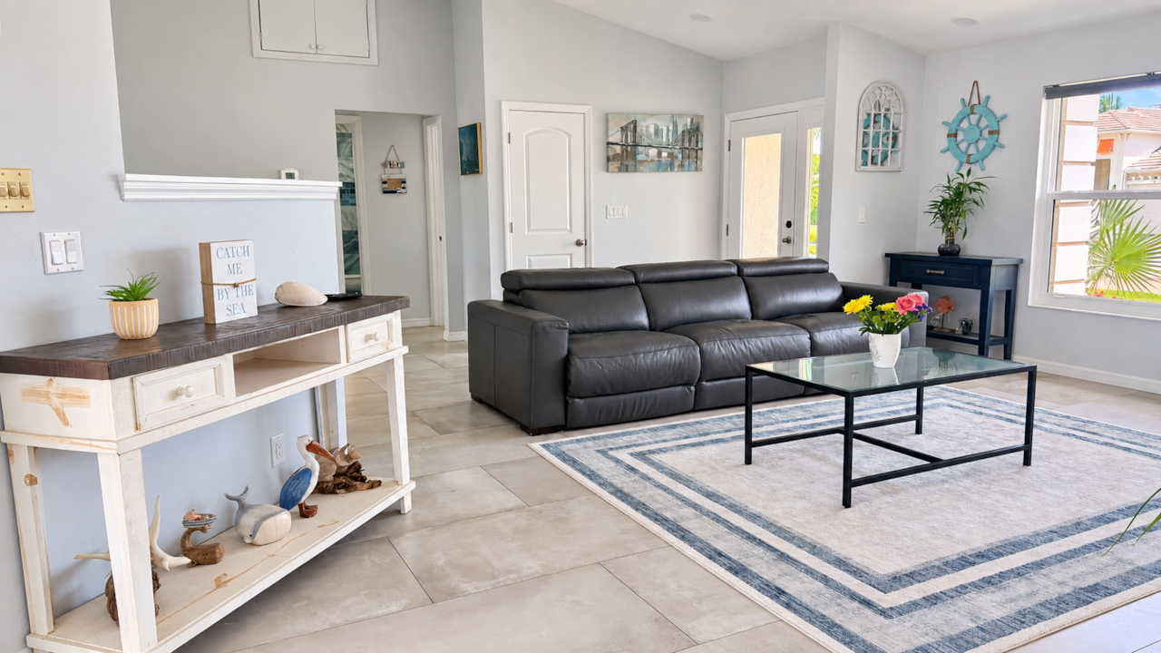Bright main living room