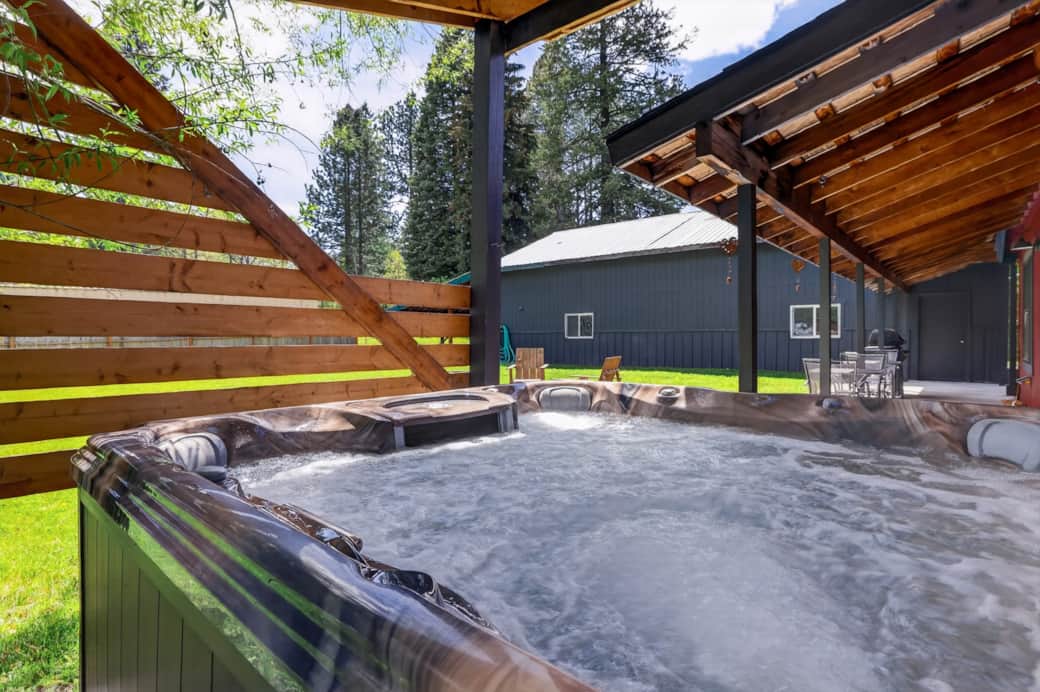 Hot Tub Hot Tub