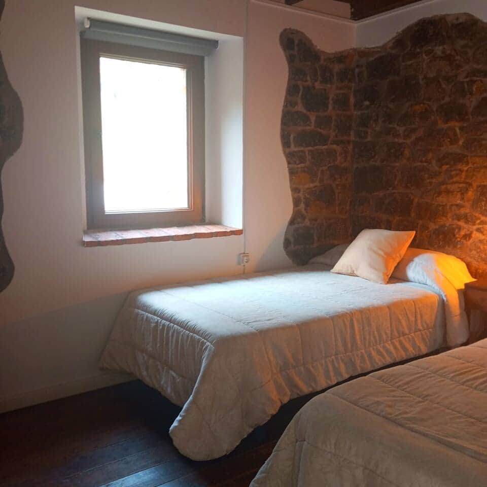 Casa rural de piedra con jardín y barbacoa en Ribota, Picos — foto 11