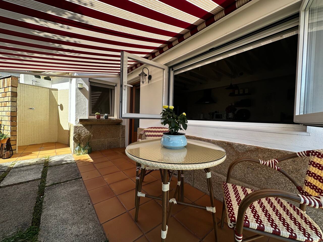 Casita en la playa, parking+pista de tenis by YBH