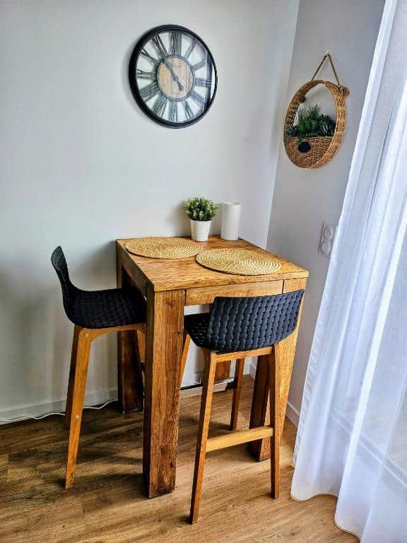 Table bistrot pour 2 personnes
