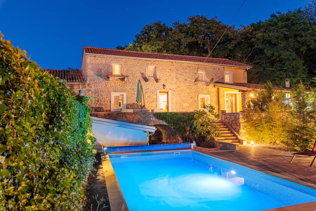 Villa Mille by night