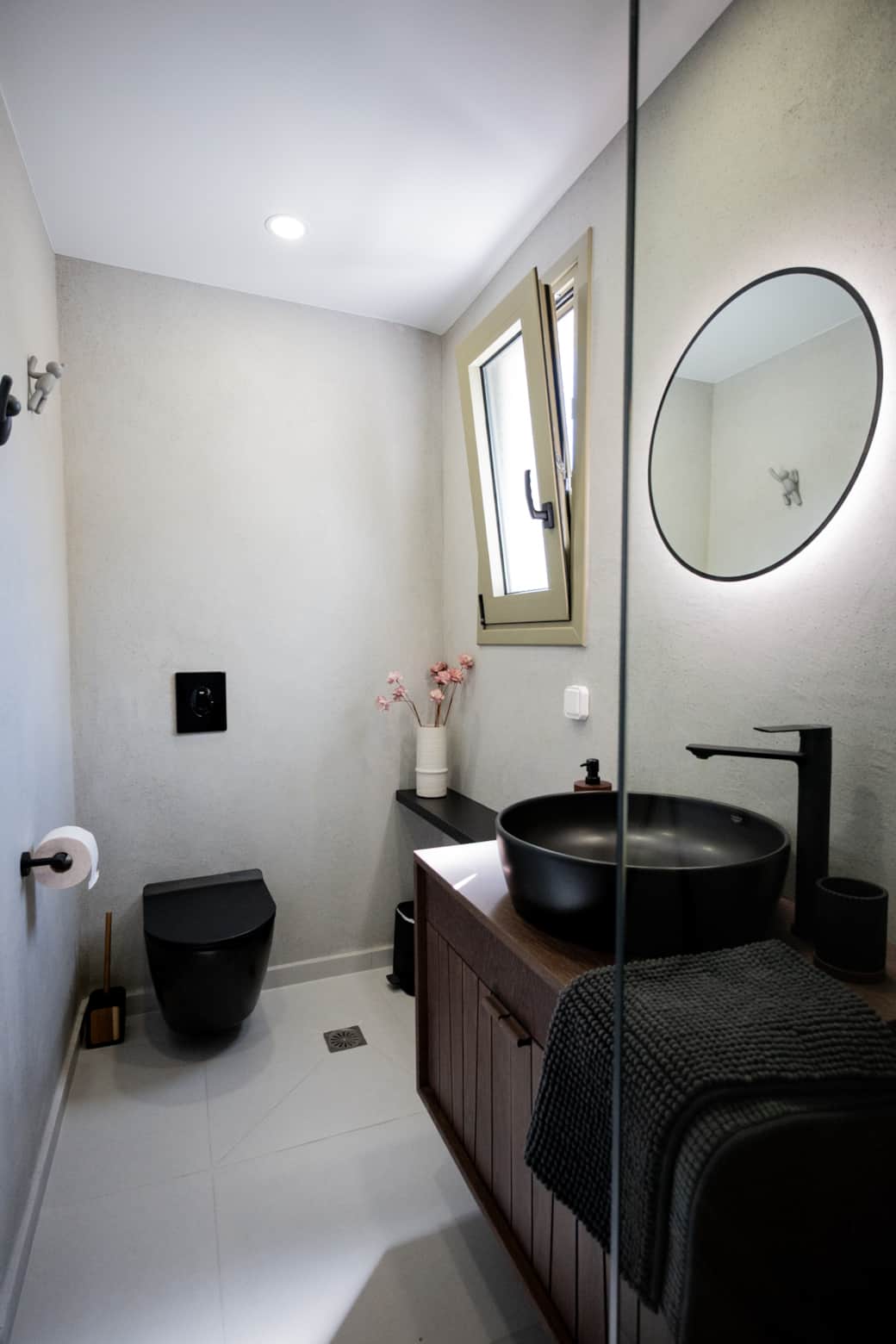 Upstairs Bathroom