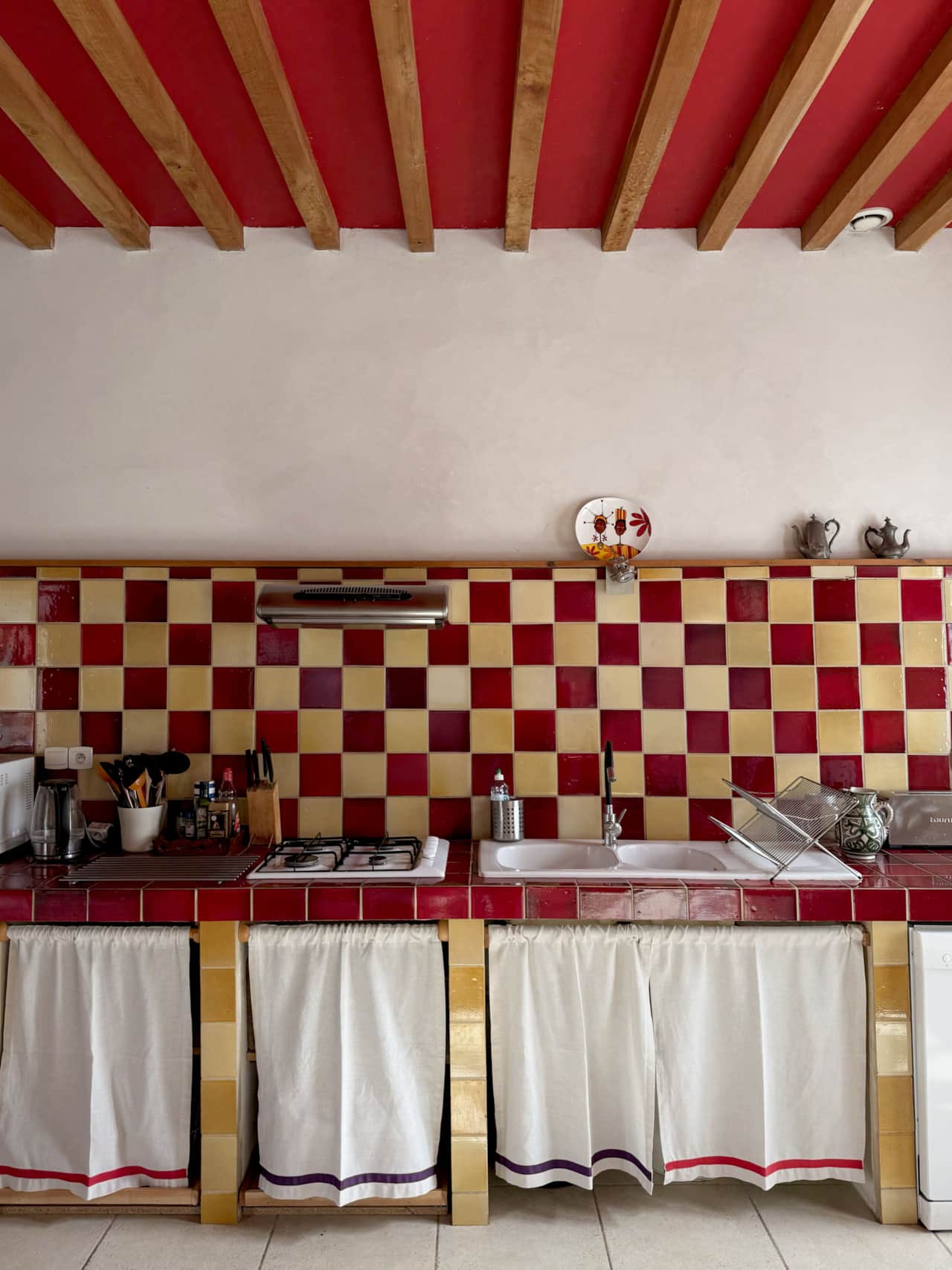 Kitchen top, Stables, Domaine du château de Beaulieu, Gers