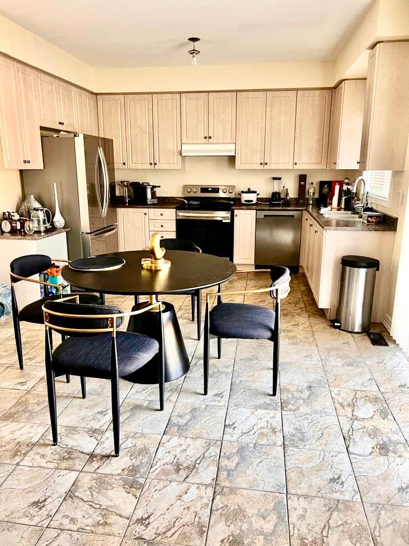 2afd1de3 1966 4fcf b4ce 7e7bc014874a