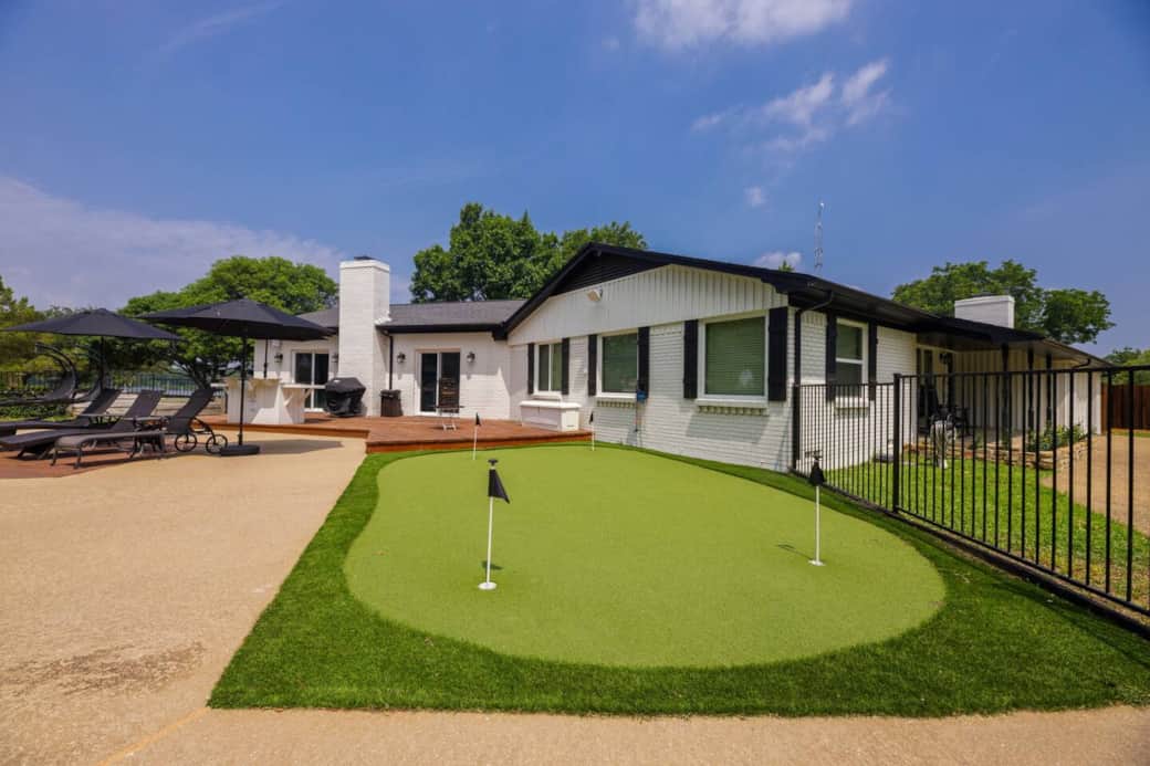 Tap Tap Tap It In. Putt or practicing for the PGA this large putting green is perfect.  