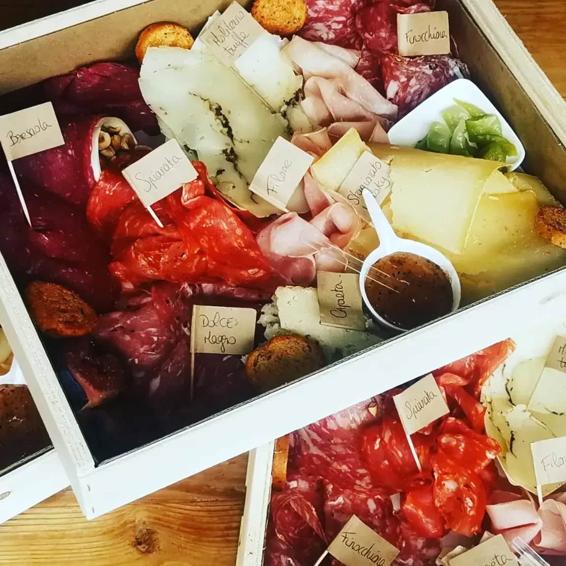 (1) Plateau Dinatoire 20 €/pers