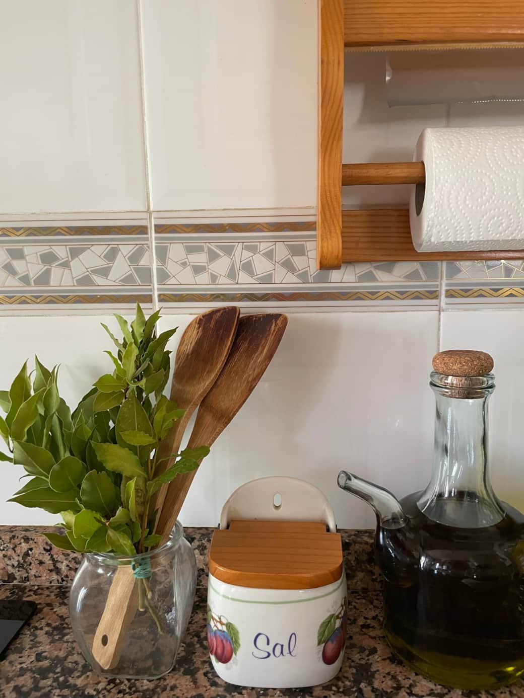 Fully equipped kitchen open to the living room