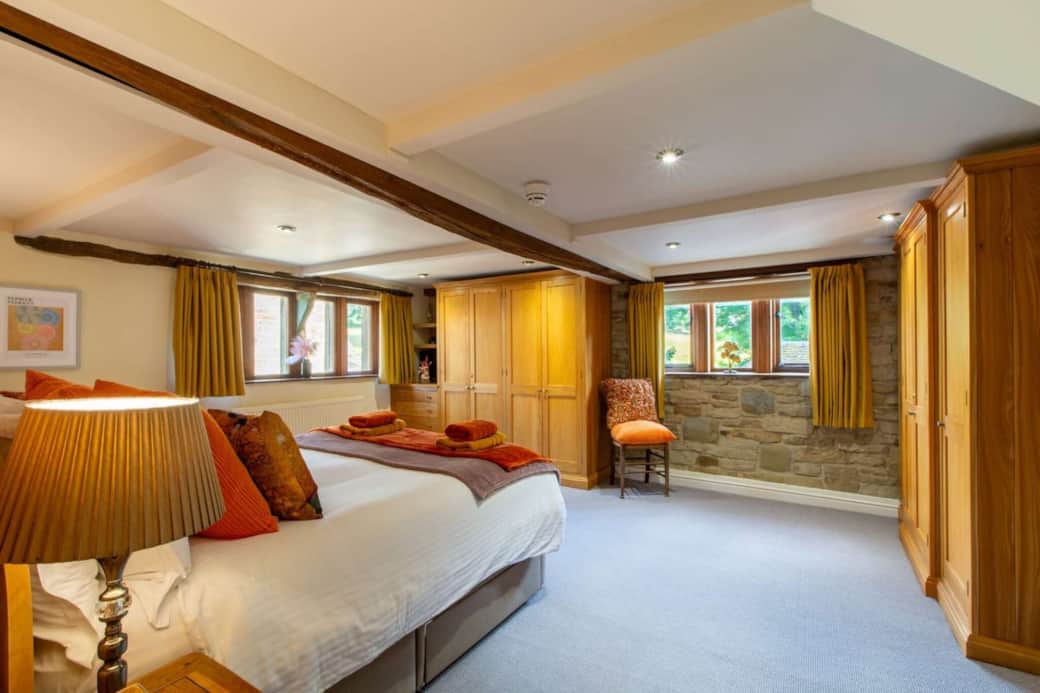 Bedroom 1 - Large master, king-size bed & single bed