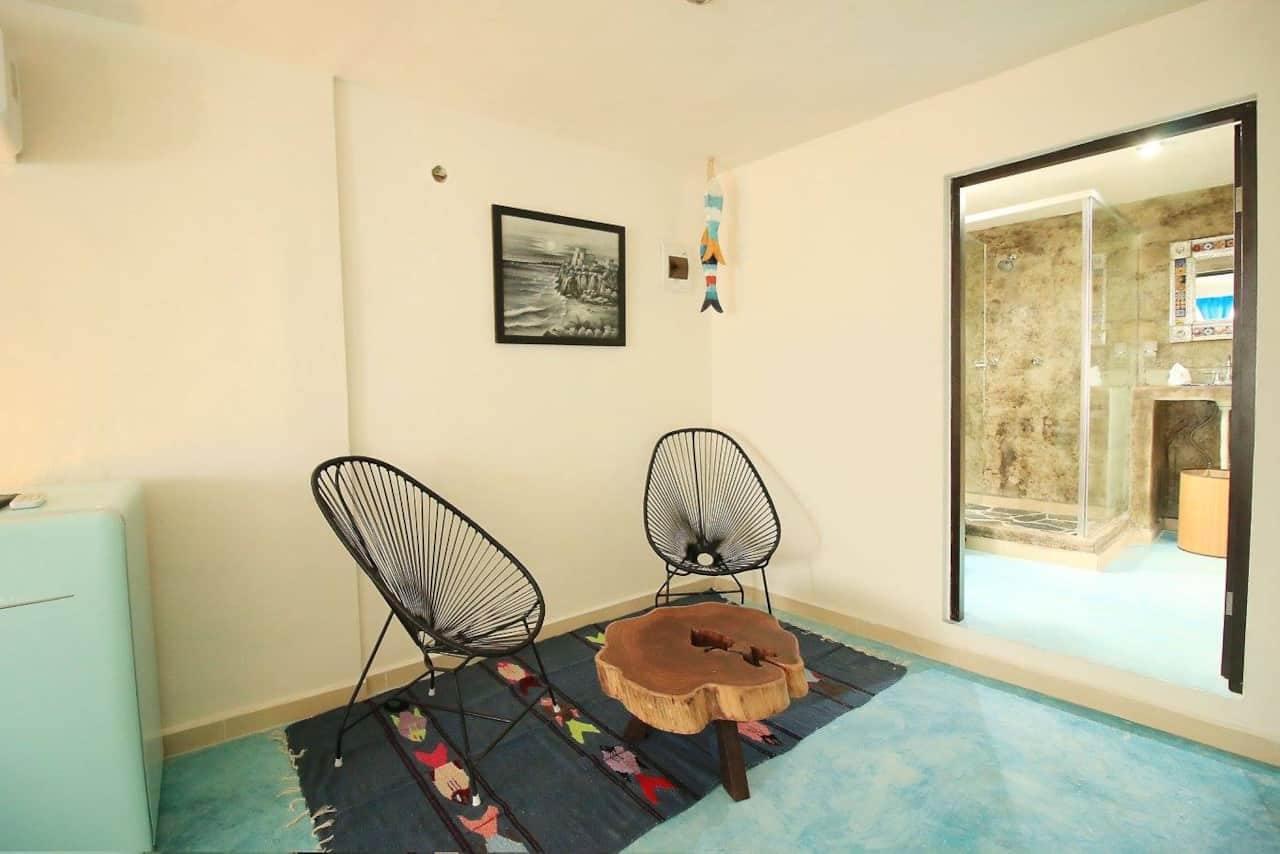 Seating Area, Bathroom