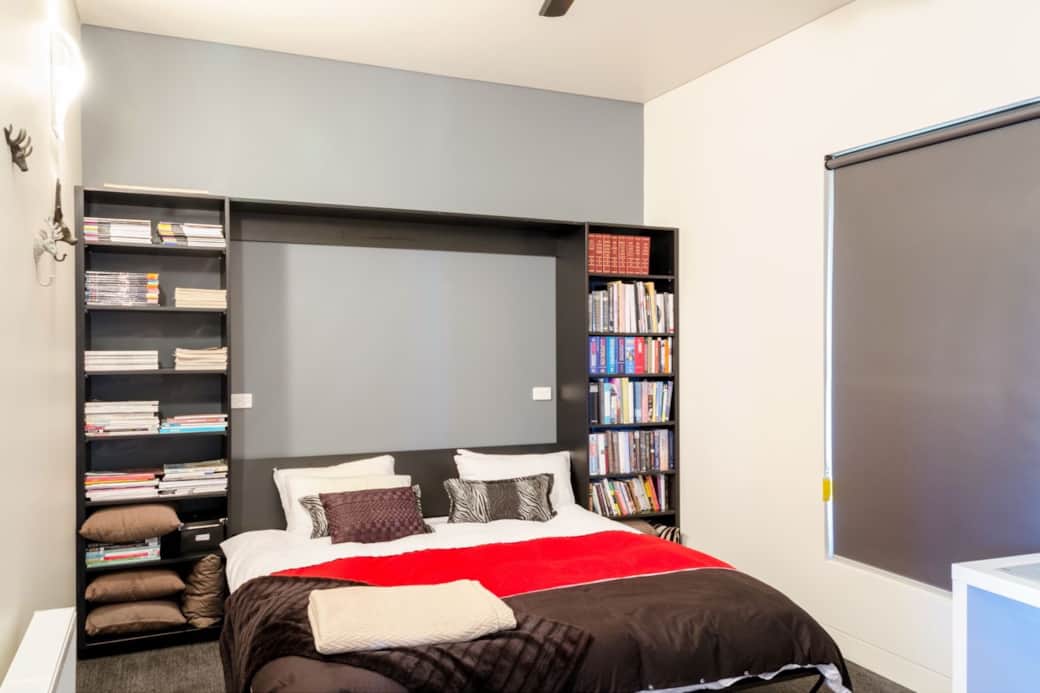 Guest bedroom 2