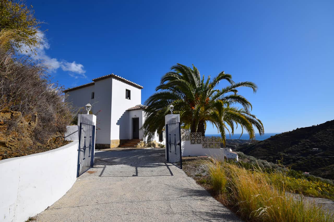El Quinto Pino, Frigiliana