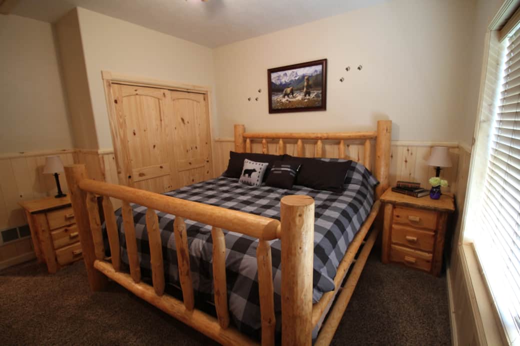 King Bedroom 2