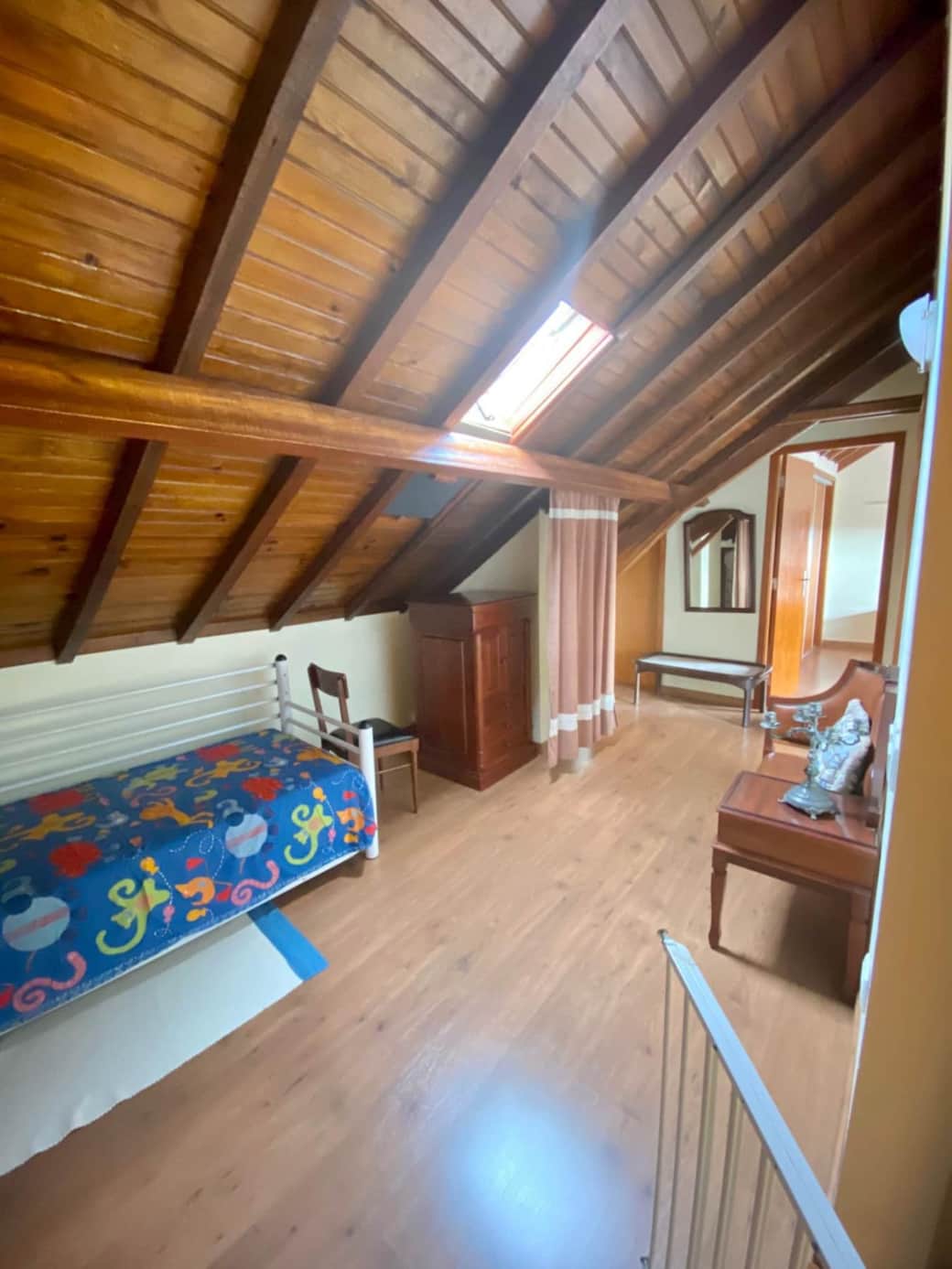 4 bedroom holiday house