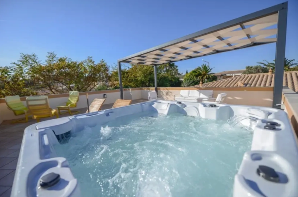 HotTub2 ValeDaLama VillaCasaDaPalmeira