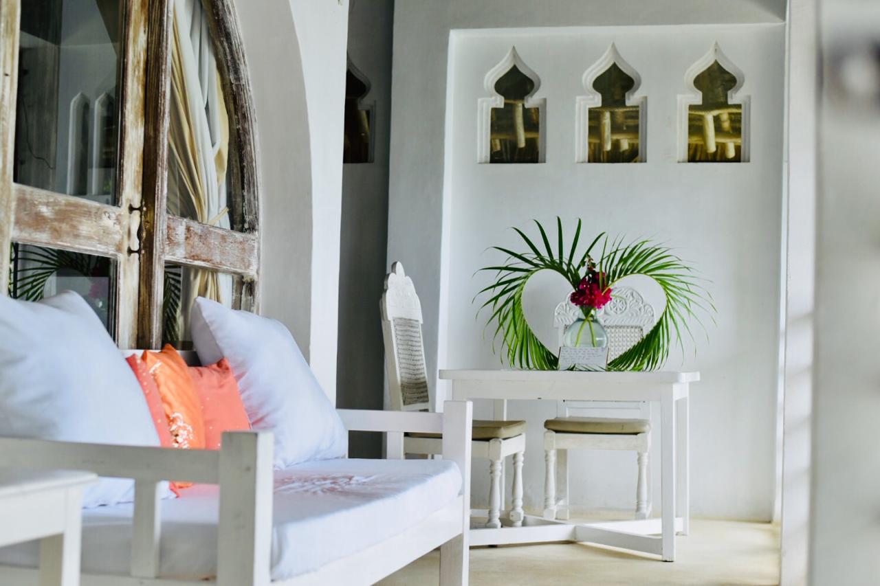 51bbb0ab 3235 45d6 af5b 9dbe664dd84c