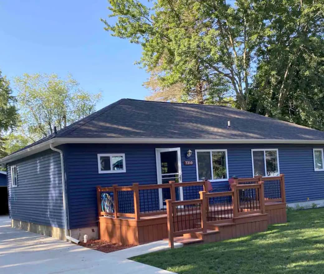 Lakeside Getaway Steps from Lake Huron – Cozy, Clean, and Peaceful