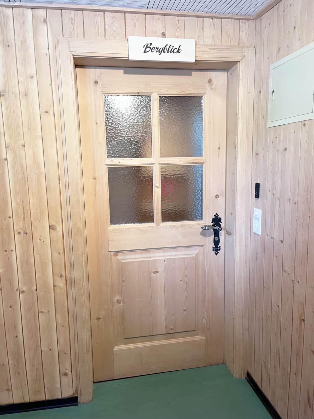 Eingang Wohnung Bergblick