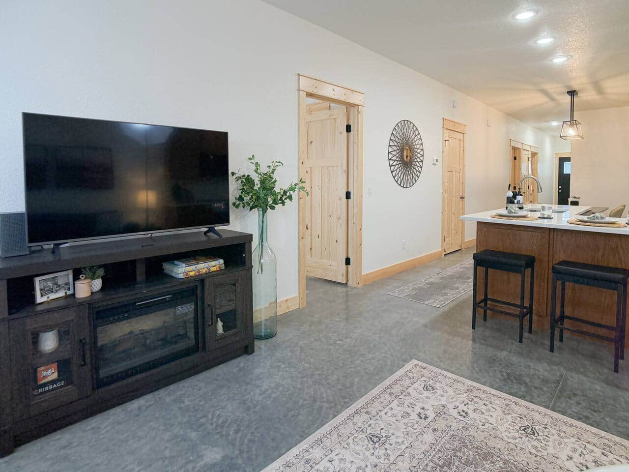 Piñon Home bedroom detail