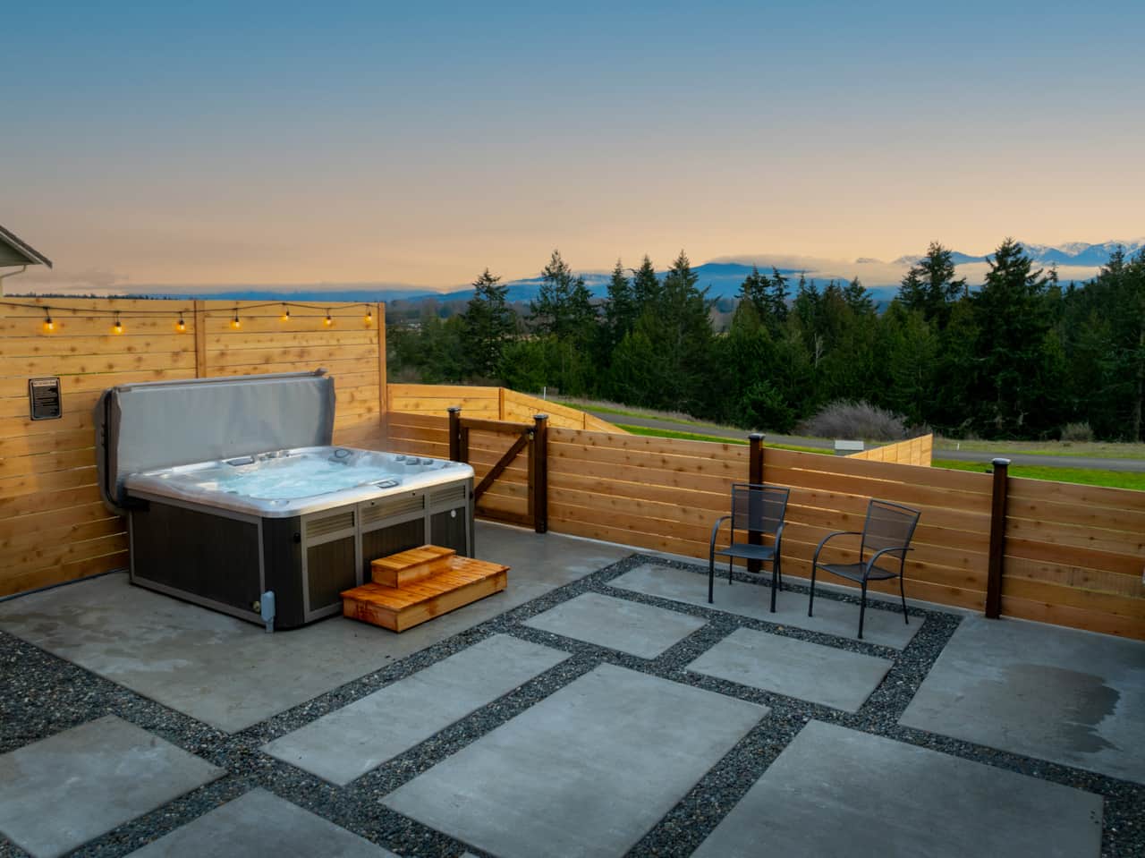 Private hot tub and lounge area