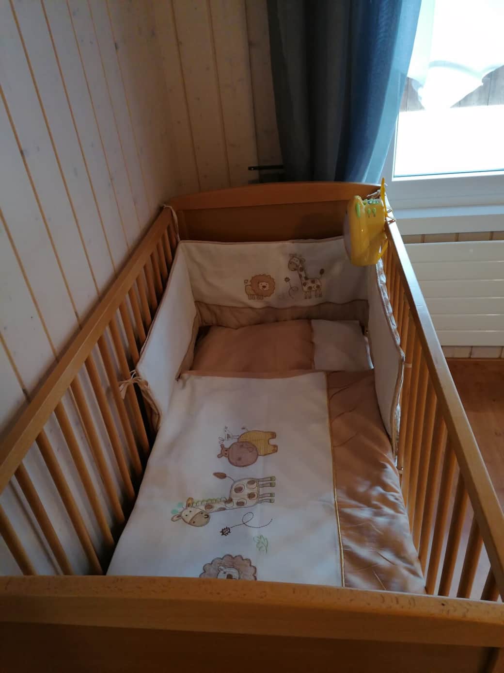 Gratis Babybett