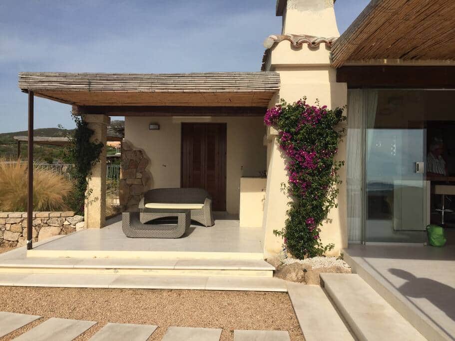 Veranda vista mare, esterna alla camera matrimoniale Veranda vista mare, esterna alla camera matrimoniale