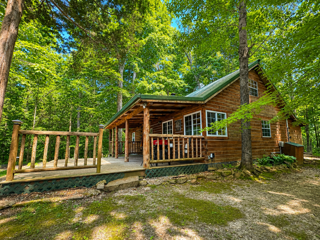 Exterior of Hummingbird Hideaway