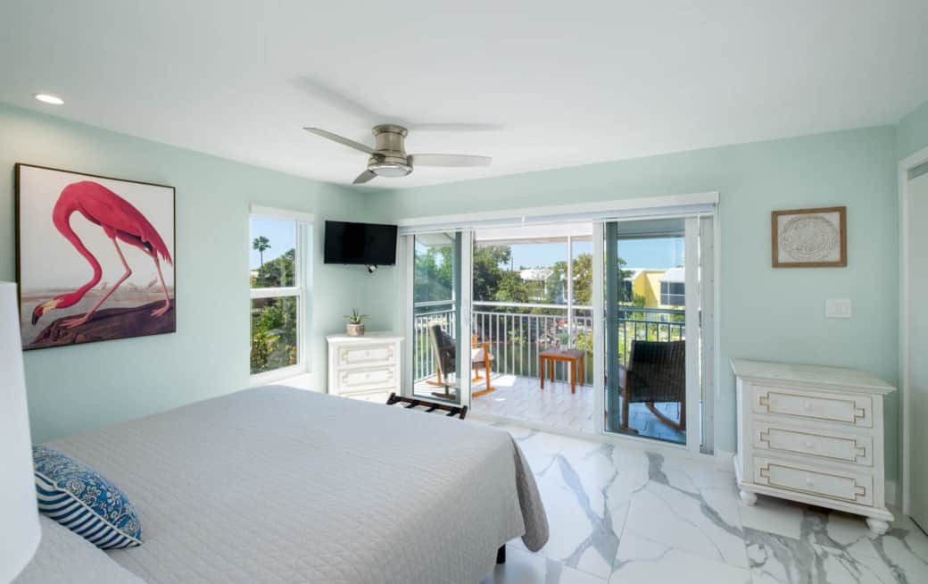 3rd floor Master Bedroom with King Bed. 3rd floor Master Bedroom with King Bed.