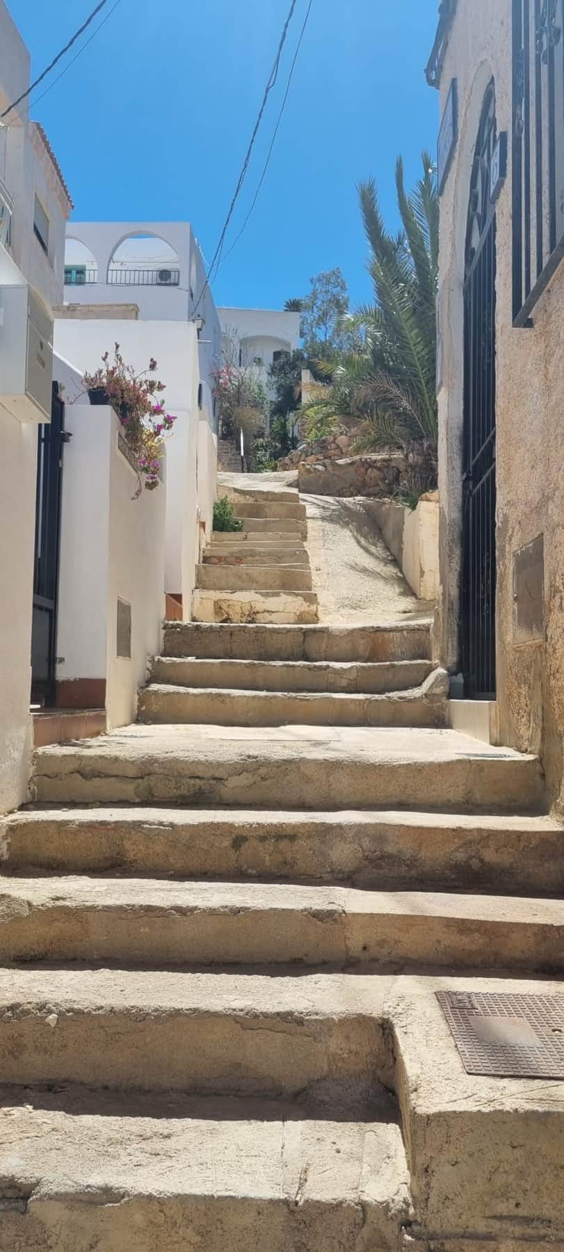 Acceso vía publica