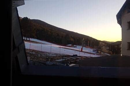 Chaussez vos skis devant la résidence! Chaussez vos skis devant la résidence!