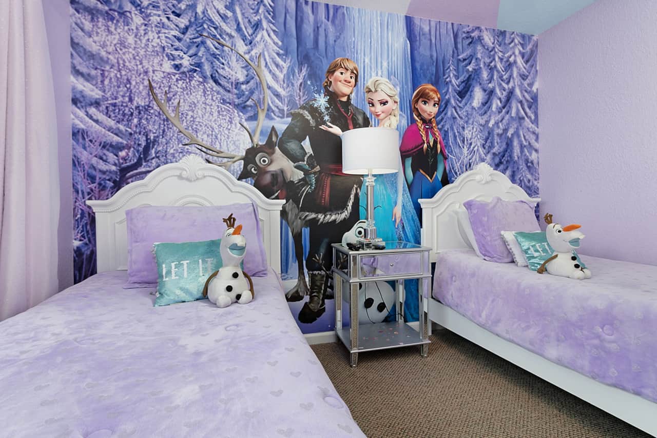 Frozen Bedroom - Once Upon A Dream Villa