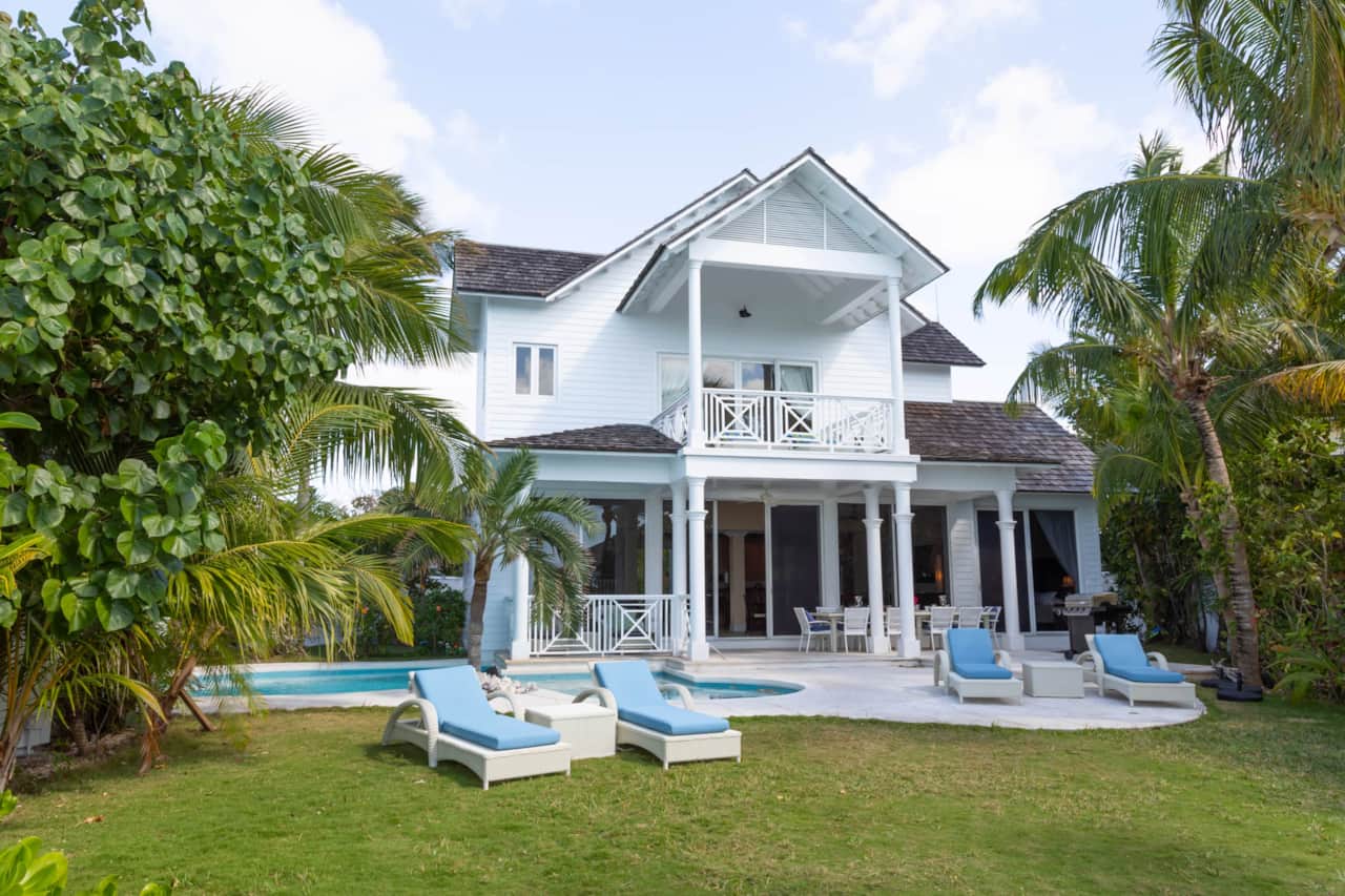 SEABREEZE OUTDOOR 