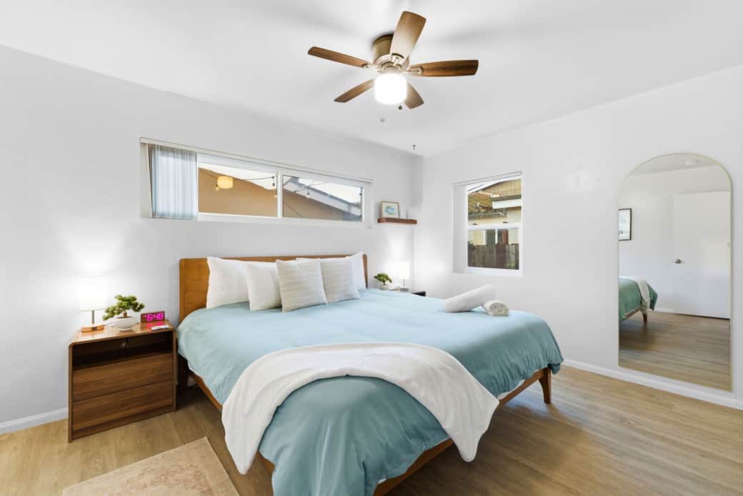 Main Bedroom  - Modern & Full of Natural Light