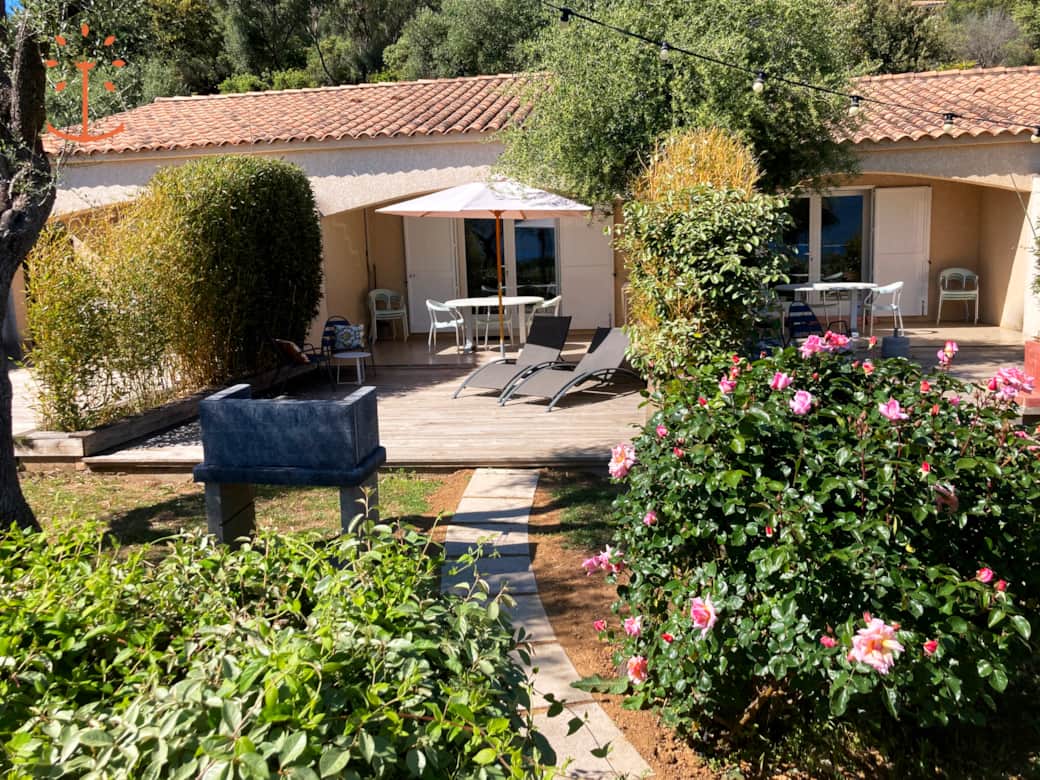 *Mini-Villa - Façades Résidence Ogliastrello - Villas Meublées vacances à OLMETO piscine plage