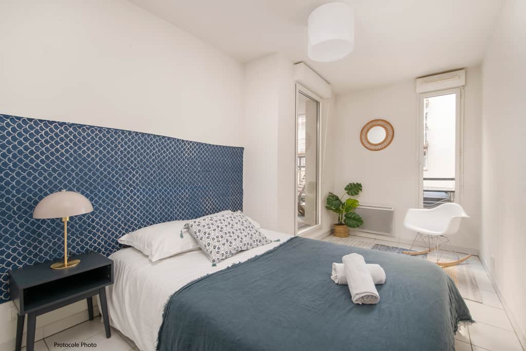 Bedroom 2 with access to the terrace