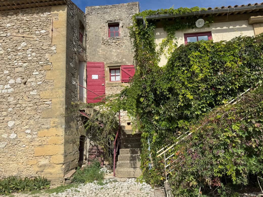 façade, escaliers, entrée, jardin