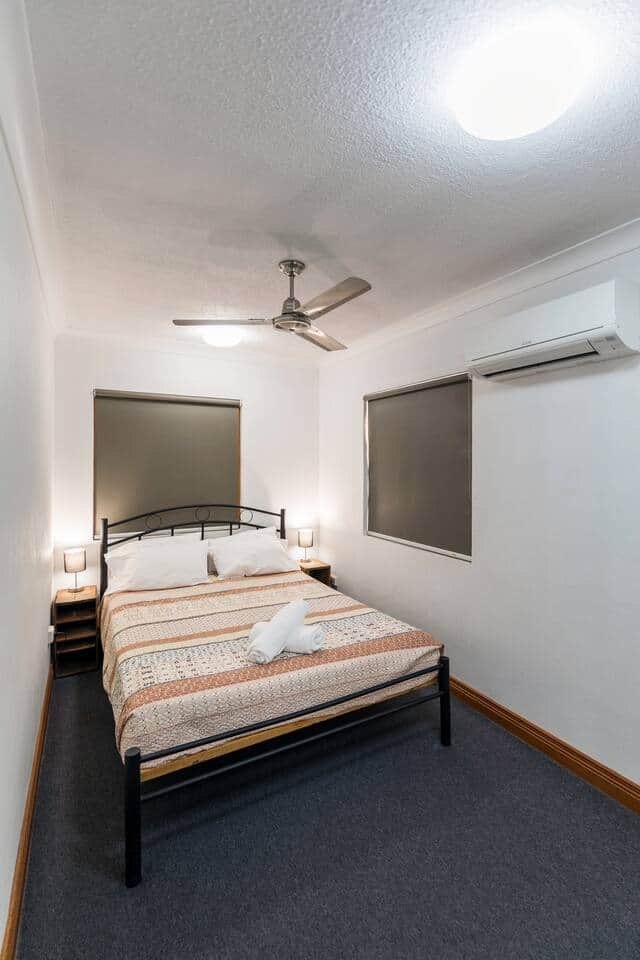 Bedroom 4 - Queen Bed, Downstairs Bedroom 4 - Queen Bed, Downstairs